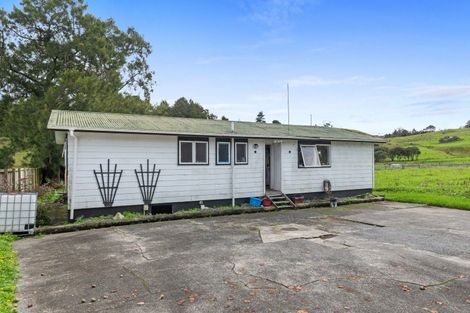 Photo of property in 7 Belton Place, Hikurangi, 0114