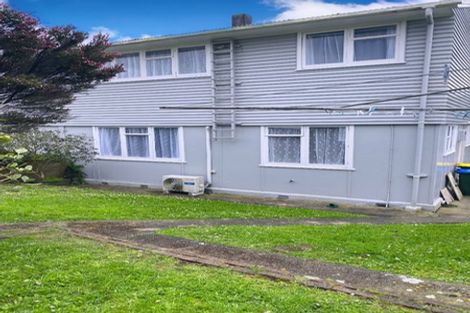 Photo of property in 42-44 Cheshire Street, Cannons Creek, Porirua, 5024