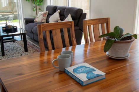 Photo of property in 45c Western Avenue, Omokoroa, 3114