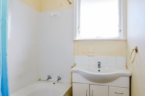 Photo of property in 2 Montrose Street, Flaxmere, Hastings, 4120