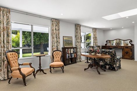Photo of property in 2 Nigel Street, Havelock North, 4130