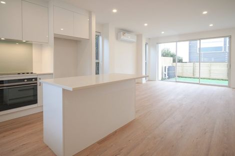 Photo of property in 1/10 Tirimoana Road, Te Atatu South, Auckland, 0602