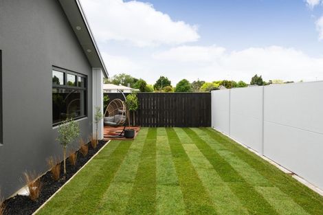 Photo of property in 24 Brightwater Terrace, Terrace End, Palmerston North, 4410