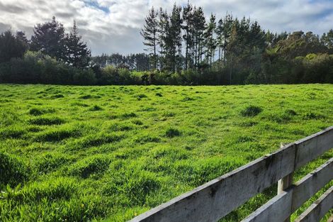 Photo of property in 287 Surrey Road, Tariki, Inglewood, 4388