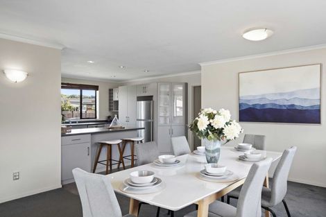 Photo of property in 5 Parsot Place, Pukekohe, 2120