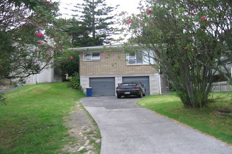 Photo of property in 1/79 Archers Road, Hillcrest, Auckland, 0629
