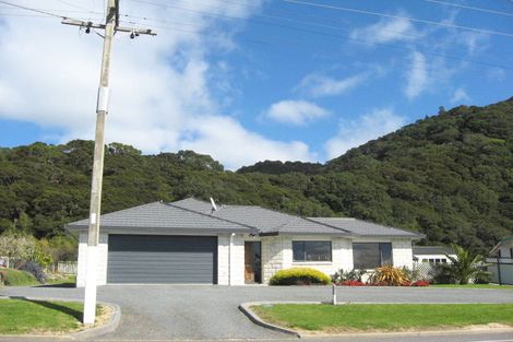 Photo of property in 35 Pakeha Street, Matata, Whakatane, 3194