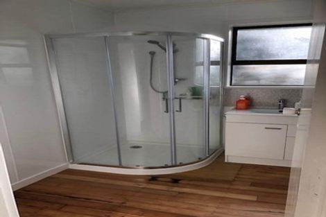 Photo of property in 9 Waiana Avenue, Mangere Bridge, Auckland, 2022