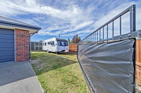 Photo of property in 2 Goldie Place, Rolleston, 7614