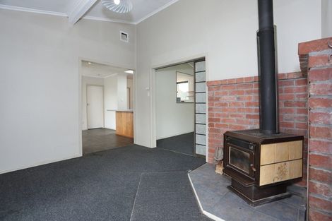 Photo of property in 14 Ongo Road, Hunterville, 4730