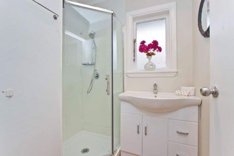 Photo of property in 146 Seabrook Avenue, New Lynn, Auckland, 0600