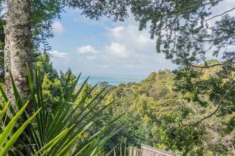 Photo of property in 45 Tane Road, Laingholm, Auckland, 0604