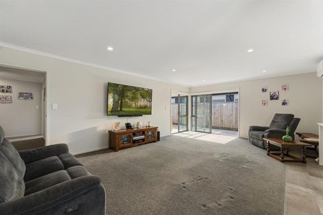 Photo of property in 196 The Boulevard, Papamoa Beach, Papamoa, 3118