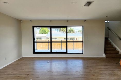 Photo of property in 46b Hart Road, Hauraki, Auckland, 0622