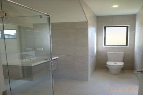 Photo of property in 32 Kaimanawa Road, Karaka, Papakura, 2113