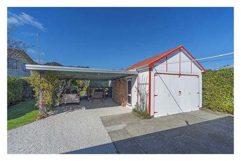 Photo of property in 670 Atawhai Crescent, Atawhai, Nelson, 7010