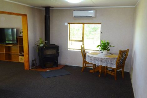 Photo of property in 67 Totara Park Road, Foxton, 4891