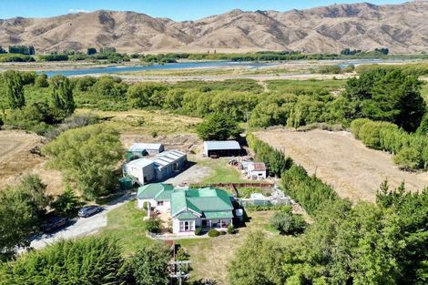 Photo of property in 5584 Kurow Duntroon Road, Kurow, 9498