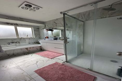 Photo of property in 3 Montilla Place, Manurewa, Auckland, 2102