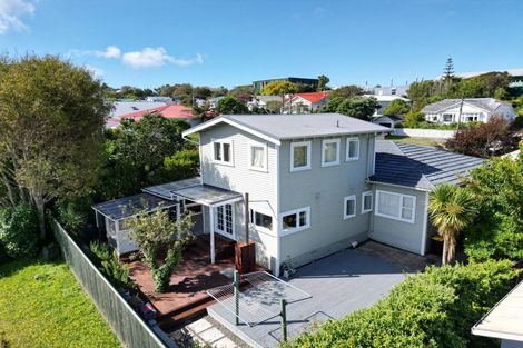 Photo of property in 28 Cooper Street, Karori, Wellington, 6012