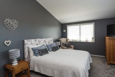 Photo of property in 51 Eastwood Rise, Waimairi Beach, Christchurch, 8083