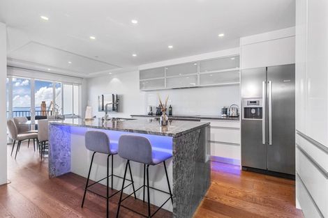 Photo of property in The Sands Apartments, 31/47 The Strand, Takapuna, Auckland, 0622