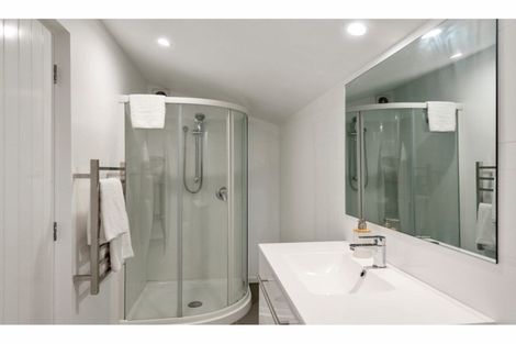 Photo of property in 23 Derrett Place, Saint Martins, Christchurch, 8022