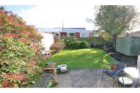 Photo of property in 2/83 Roberta Drive, Somerfield, Christchurch, 8024