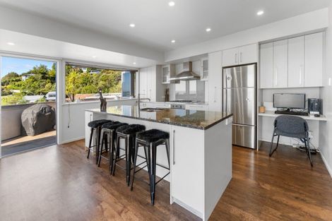 Photo of property in 8 The Cliffs, Britannia Heights, Nelson, 7010