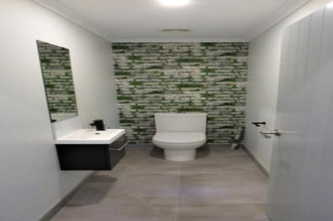 Photo of property in 38 Walter Lawry Road, Paerata, Pukekohe, 2124