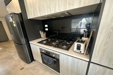 Photo of property in 7/11 Celeste Place, Totara Vale, Auckland, 0627