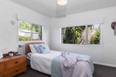 Photo of property in 2 Waimanu Place, Point Wells, Warkworth, 0986