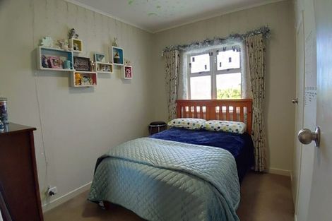 Photo of property in 1/22 Knights Road, Rothesay Bay, Auckland, 0630