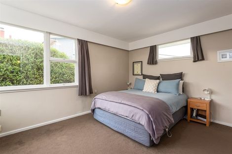 Photo of property in 16 Greenfield Place, Mairehau, Christchurch, 8052