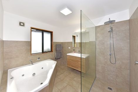 Photo of property in 7 Arahura Place, Cashmere, Christchurch, 8022