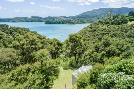 Photo of property in 537 Manawaora Road, Parekura Bay, Russell, 0184