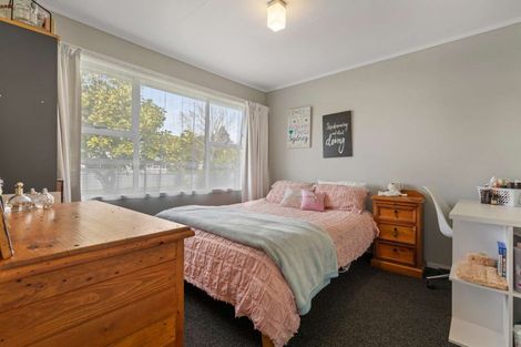 Photo of property in 10 Adam Place, Mangakakahi, Rotorua, 3015