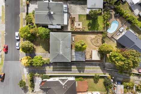 Photo of property in 40 Riverlea Avenue, Pakuranga, Auckland, 2010