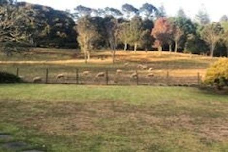 Photo of property in 5 Maungakiekie Avenue, Greenlane, Auckland, 1051