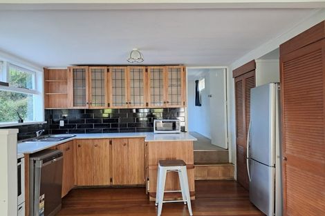 Photo of property in 107 Parkvale Road, Karori, Wellington, 6012