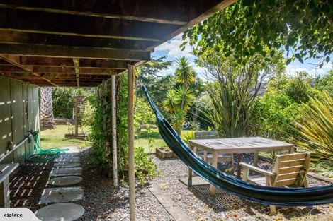 Photo of property in 33 Scott Road, Stanmore Bay, Whangaparaoa, 0932