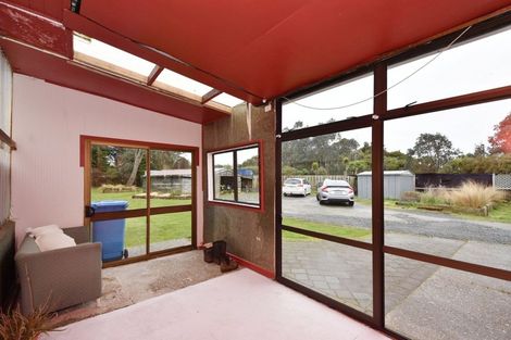 Photo of property in 76 Dunns Road, Otatara, Invercargill, 9879