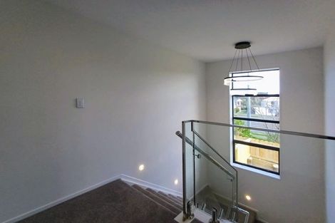 Photo of property in 1/2 Maxwelton Drive, Mairangi Bay, Auckland, 0630