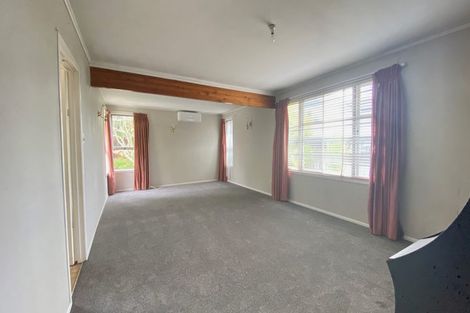 Photo of property in 26 Kirrie Avenue, Te Atatu South, Auckland, 0610