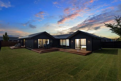 Photo of property in 13 Catchpole Place, Woodend, 7610