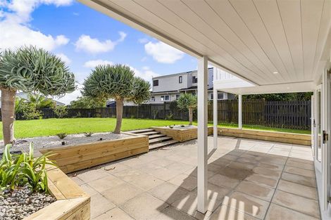 Photo of property in 130 Aberdeen Road, Campbells Bay, Auckland, 0620
