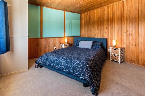 Photo of property in 43 Cable Bay Block Road, Cable Bay, 0420