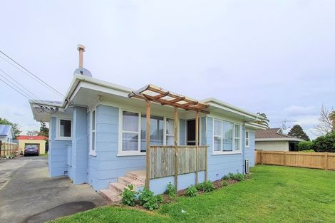 Photo of property in 1/47 Clevedon Road, Papakura, 2110