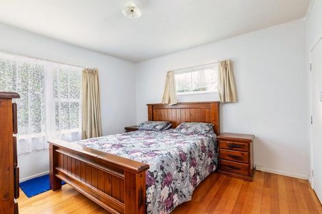 Photo of property in 13 Minton Place, Manurewa, Auckland, 2102