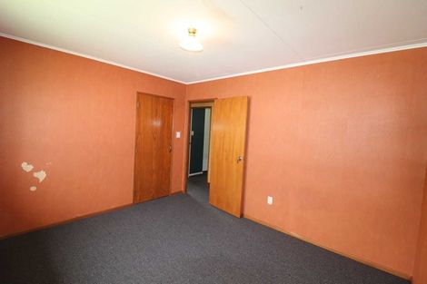 Photo of property in 15 Argyle Street, Kew, Invercargill, 9812